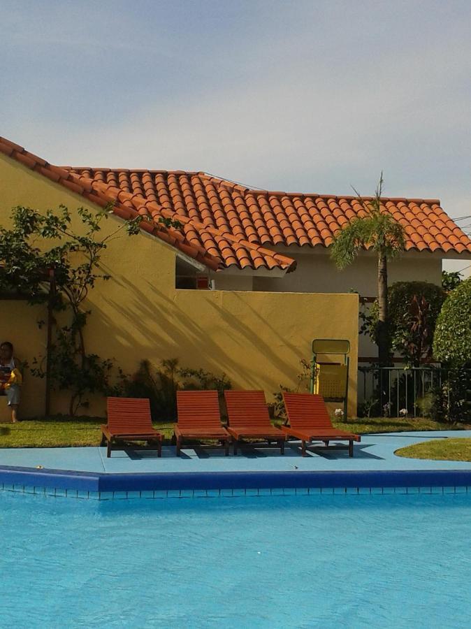 Pequeno Y Acogedor Departamento Con Garaje Y Recibe Pequenos Peluditos Санта Крус де ла Сиера Екстериор снимка
