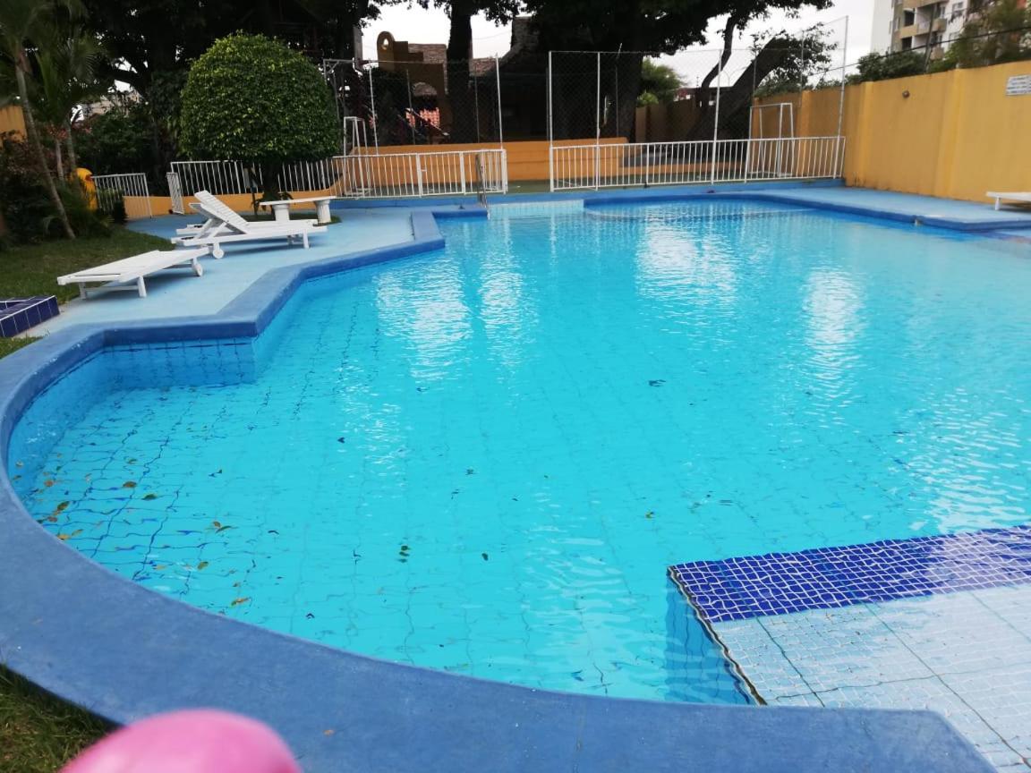 Pequeno Y Acogedor Departamento Con Garaje Y Recibe Pequenos Peluditos Санта Крус де ла Сиера Екстериор снимка