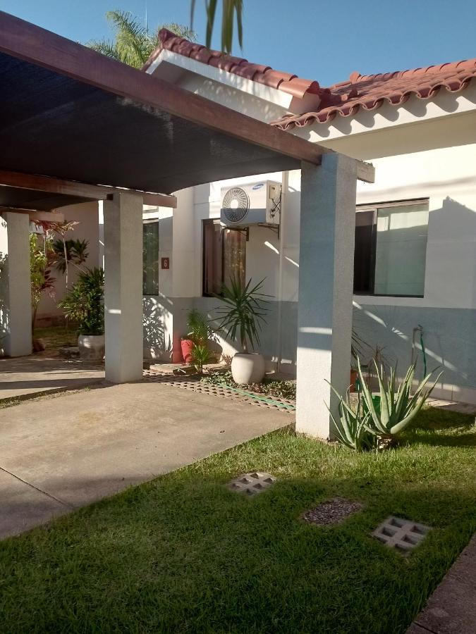 Pequeno Y Acogedor Departamento Con Garaje Y Recibe Pequenos Peluditos Санта Крус де ла Сиера Екстериор снимка